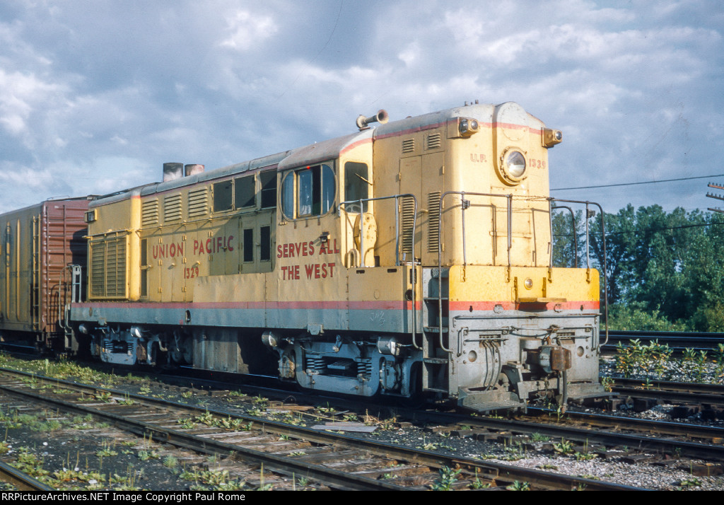 UP 1329, Fairbanks-Morse H-15-44 trade in locomotive at the GE Plant interchange yard